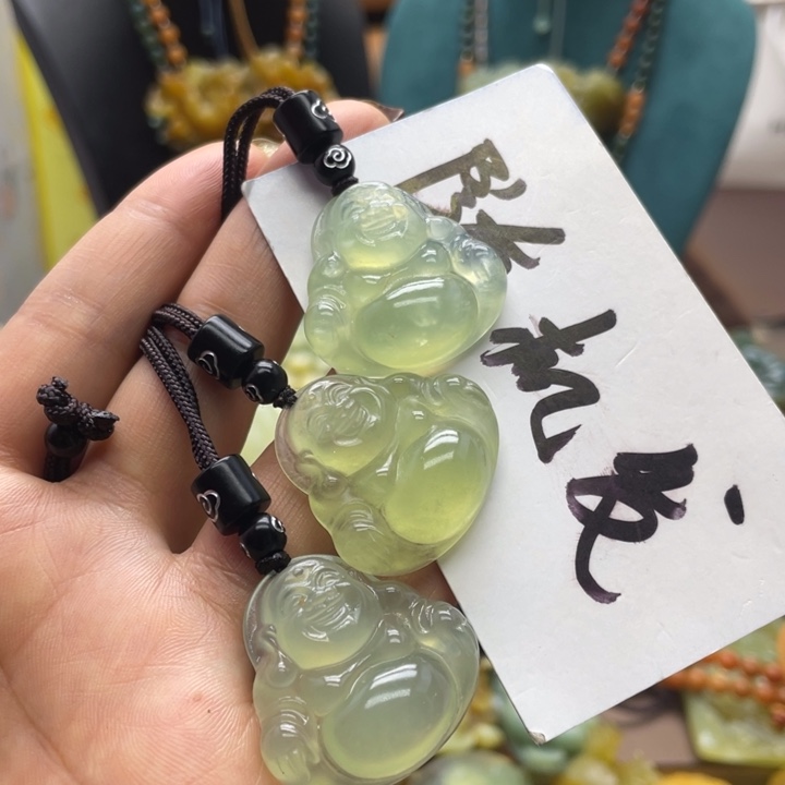 蛇纹石玉合金颈饰