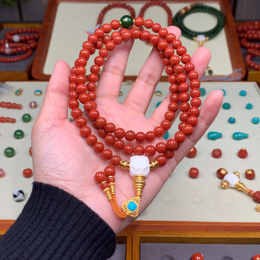 南红玛瑙颈饰未镶嵌