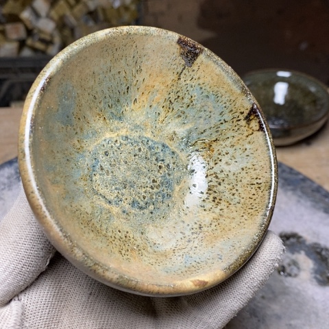 茶盏天***衣e y wu lai low l lo