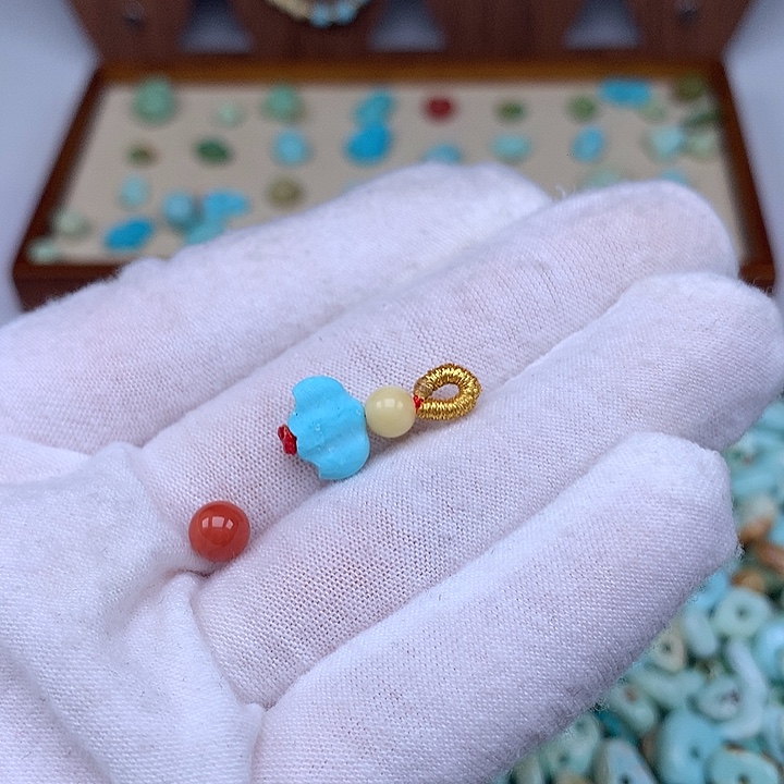 南红玛瑙未镶嵌珠宝奇石