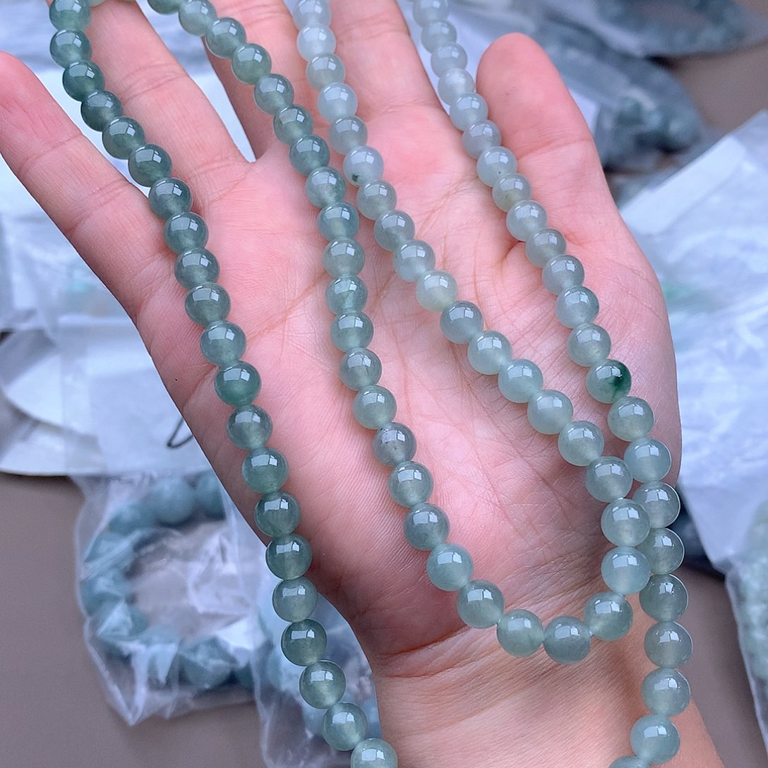 未镶嵌手串定制翡翠