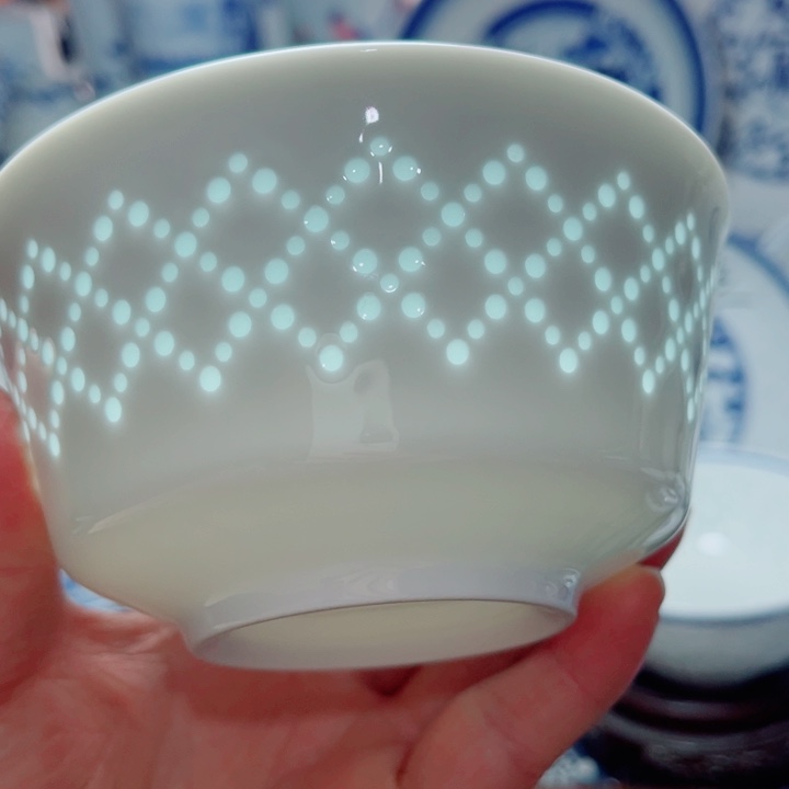 青花玲珑5寸饭碗网格