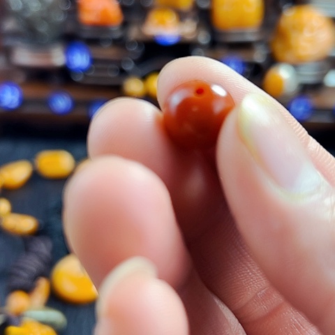 田黄石一*红田石珠子