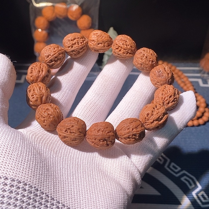 文玩核桃手串……13
