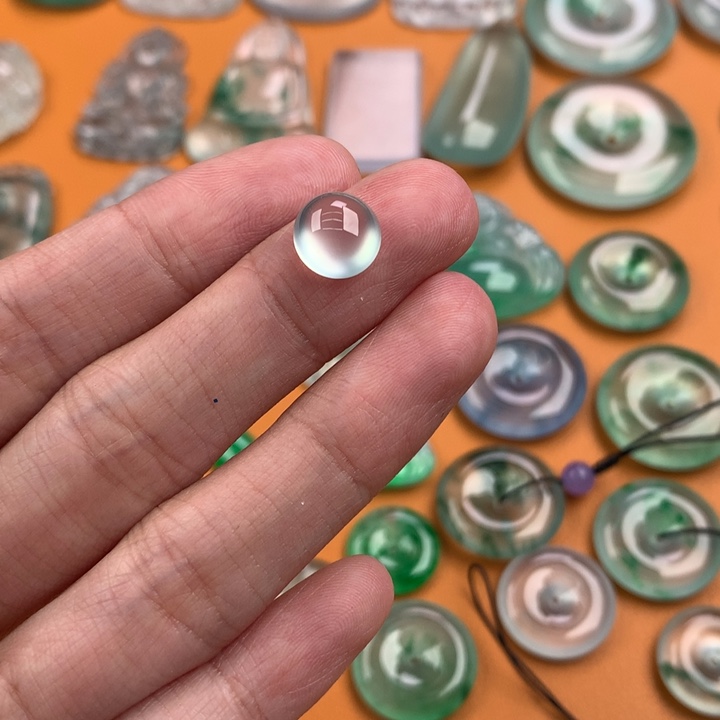 翡翠挂件未镶嵌米****嫒……