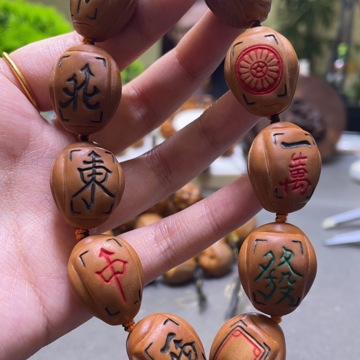 吊坠橄榄核橄榄核雕