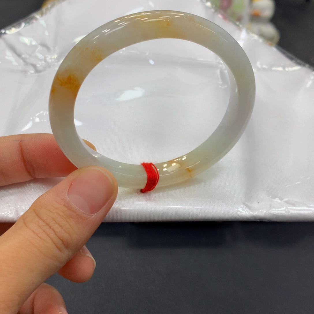 翡翠未镶嵌手镯翡翠