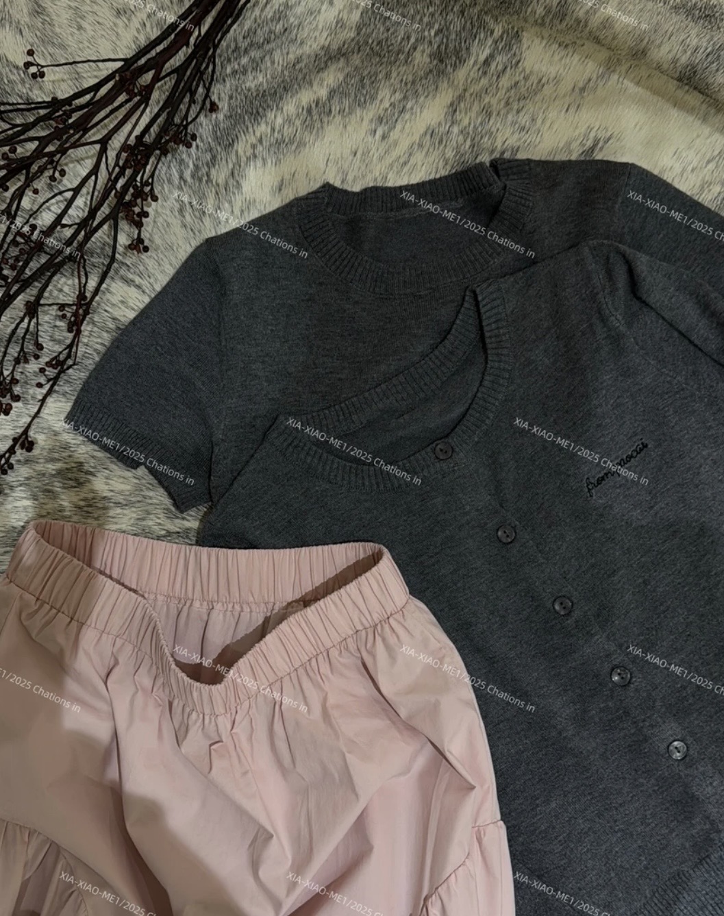 XIAOMEI｜字母灰色开衫短袖上衣两件套-2502