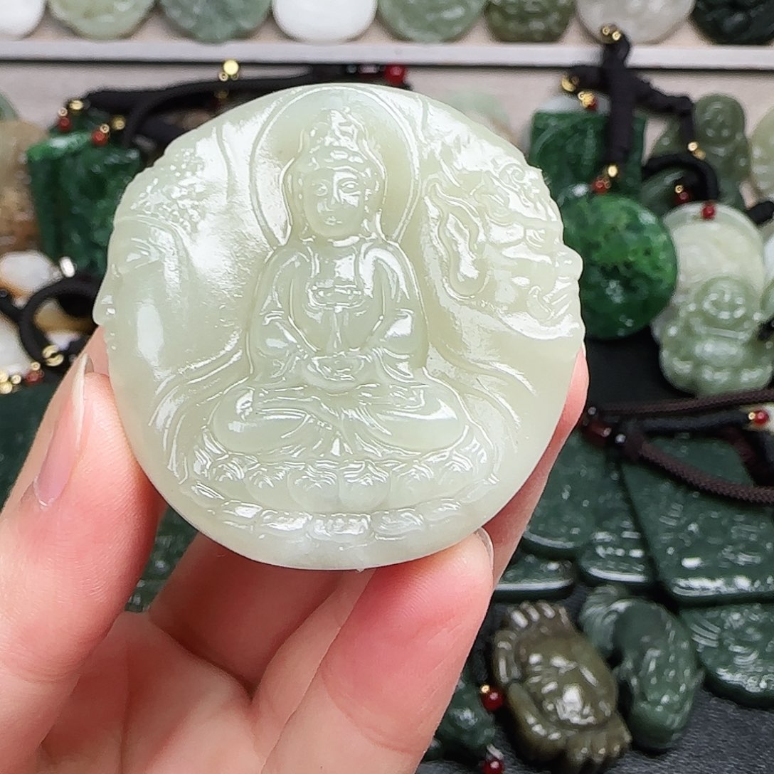 和田玉未镶嵌颈饰