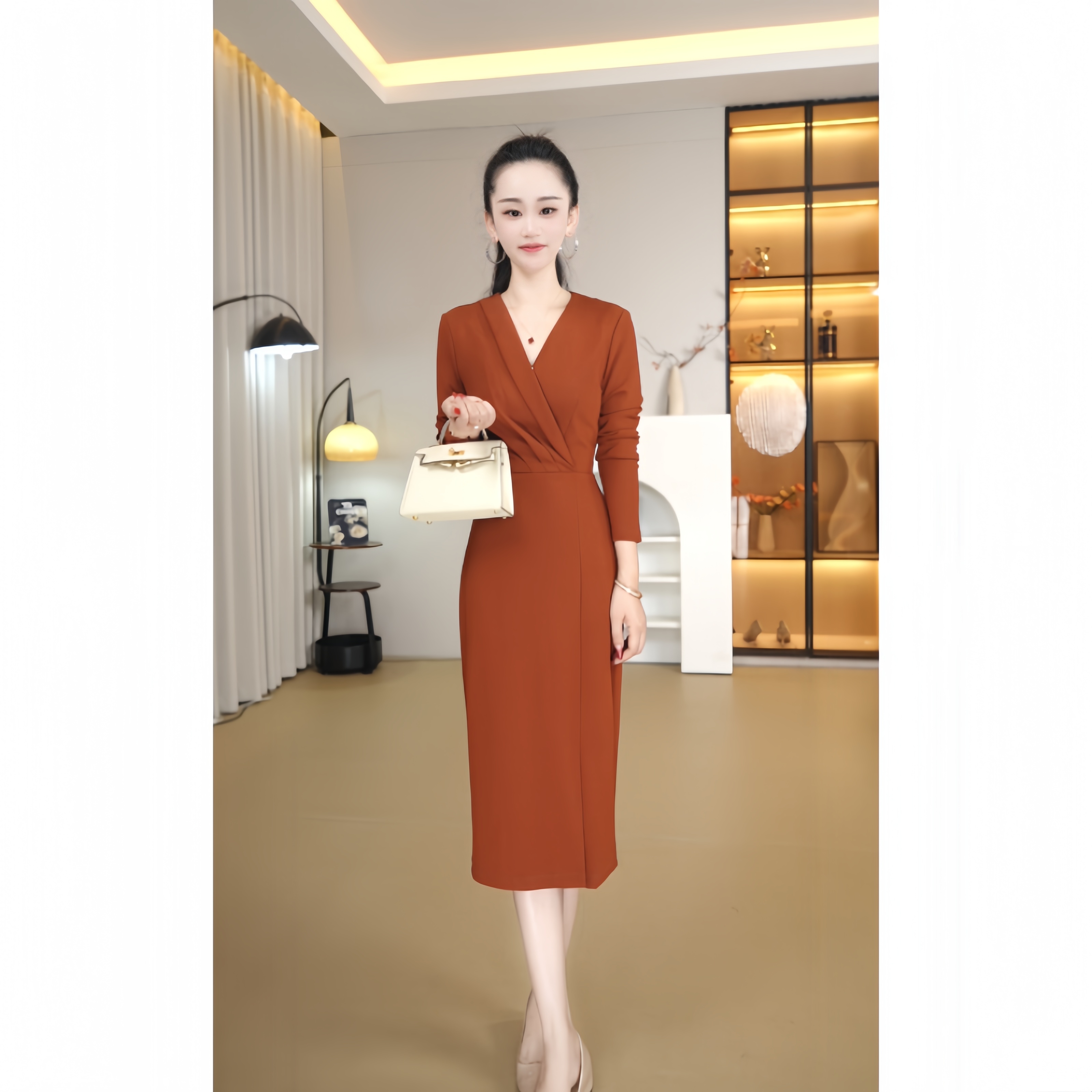 8053 高级感V领连衣裙女2025秋高端精致气质长裙收腰显瘦长袖裙子
