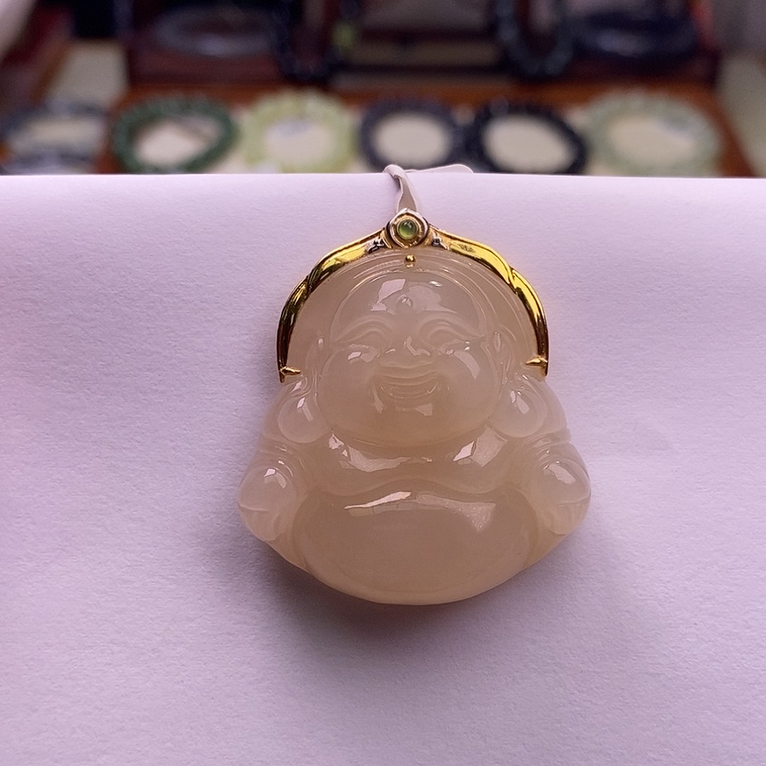 颈饰未镶嵌和田玉红藕粉金镶佛公吊坠