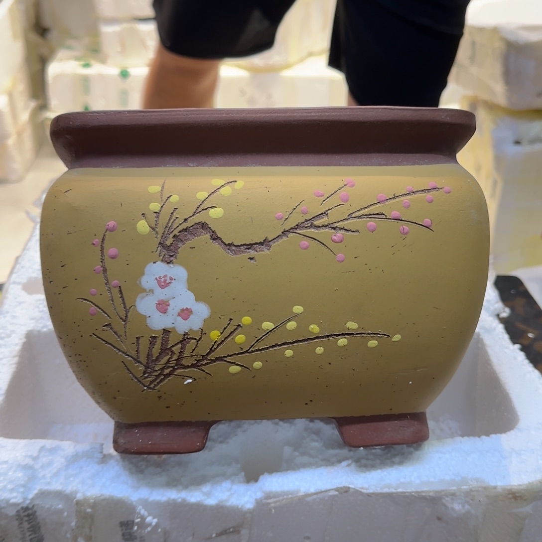 紫砂花盆瑕疵和瑕疵