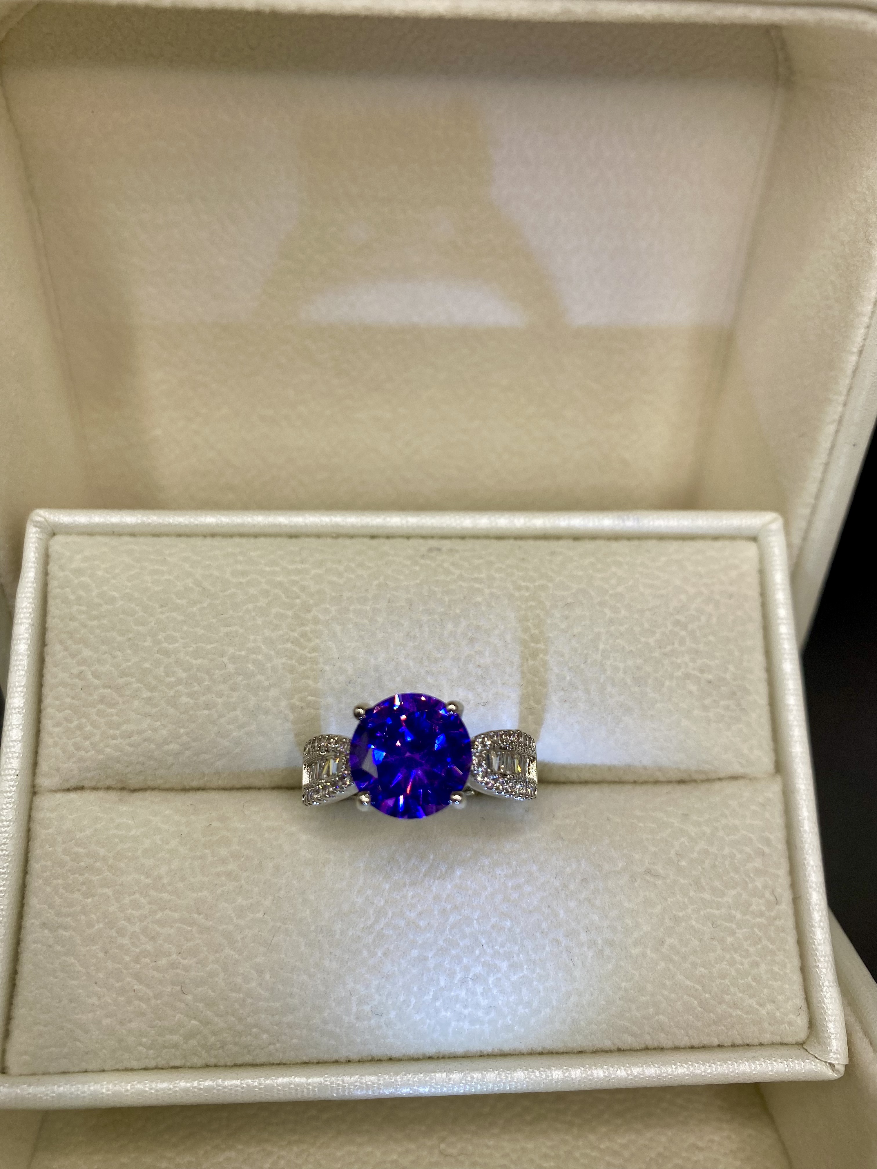 戒指 【星辉绚灿  闪耀之星】C242