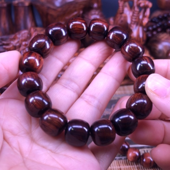 汤***，黄花梨/降香黄檀手串/手链