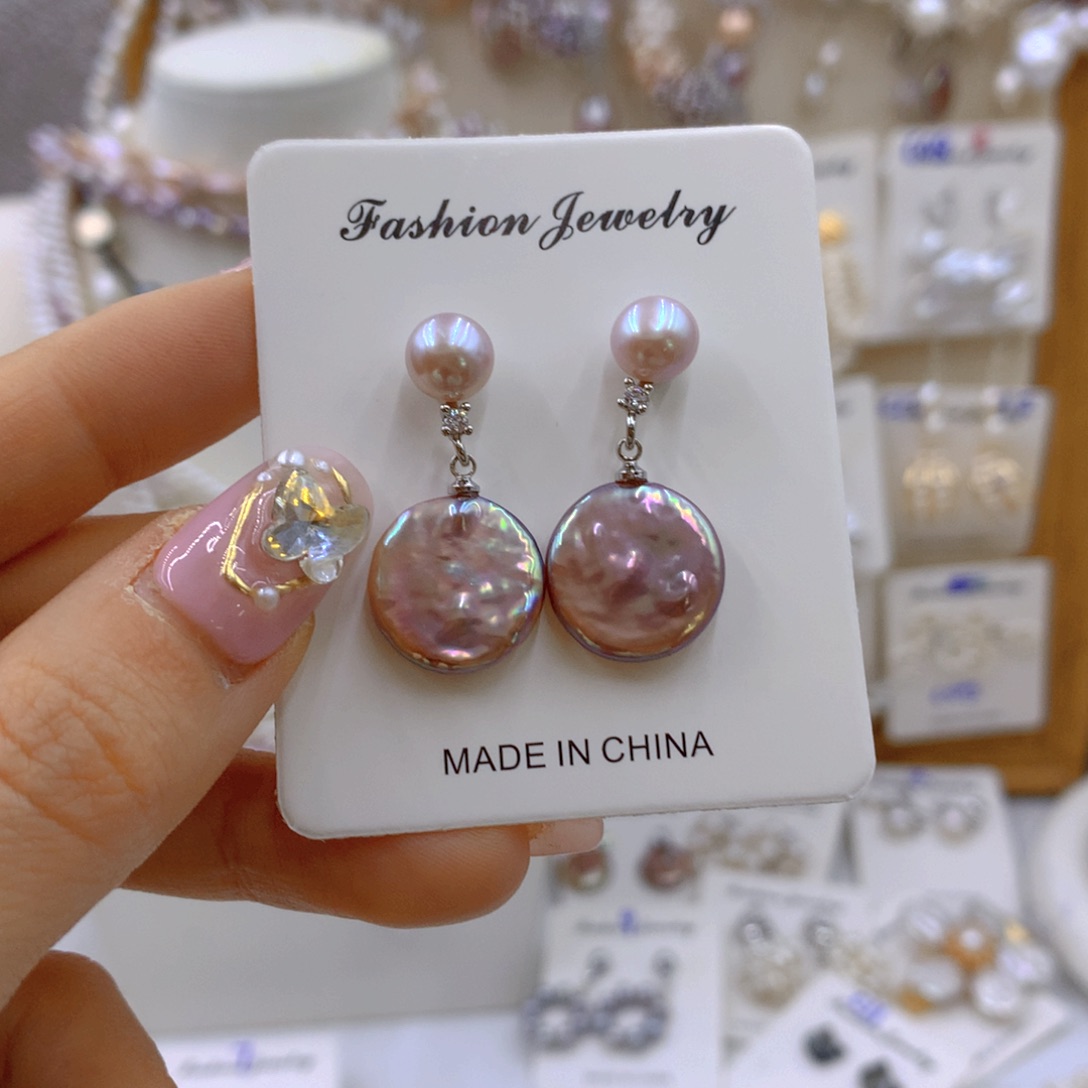 淡水珍珠耳饰。银S925镶嵌