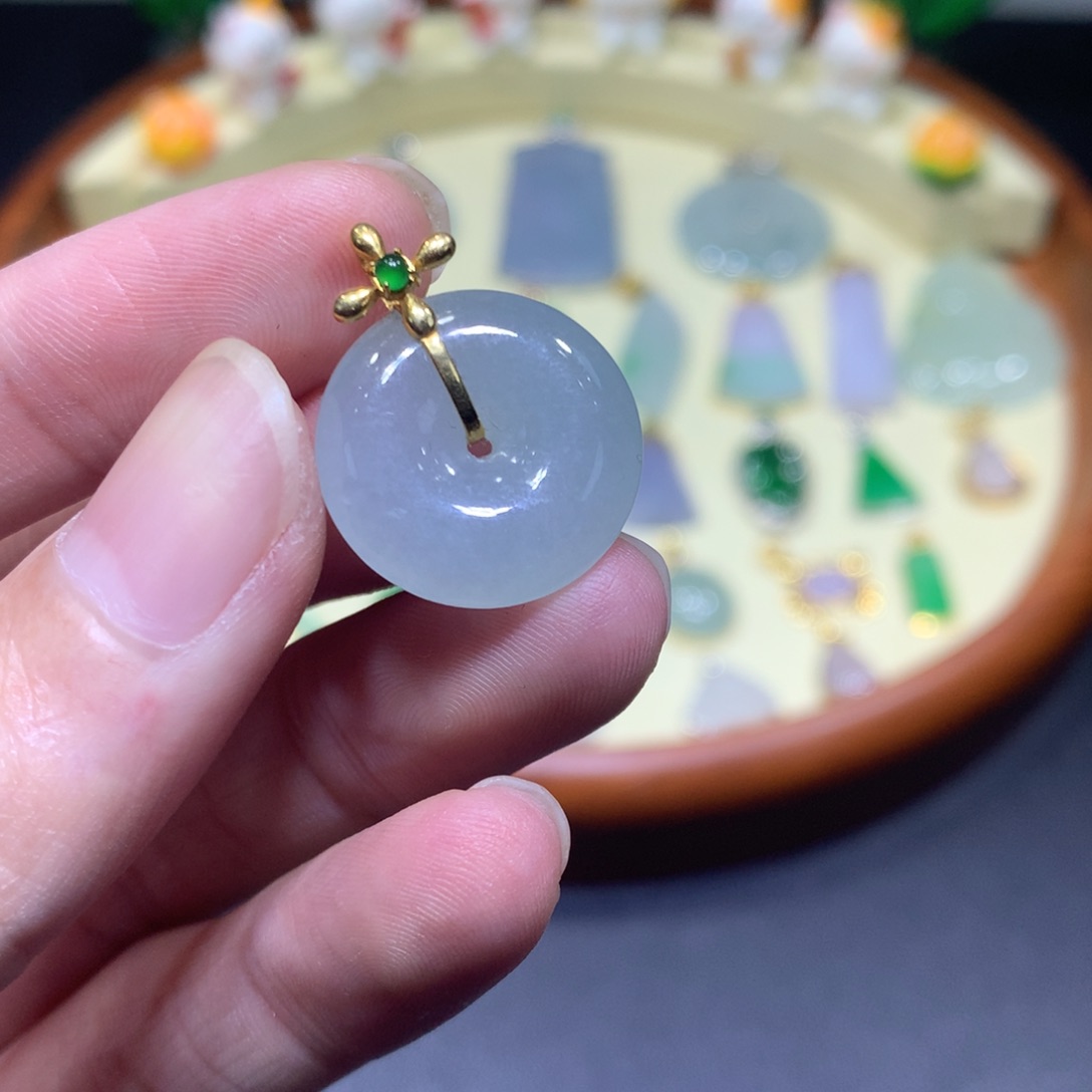 翡翠18K金镶嵌吊坠(不含链)