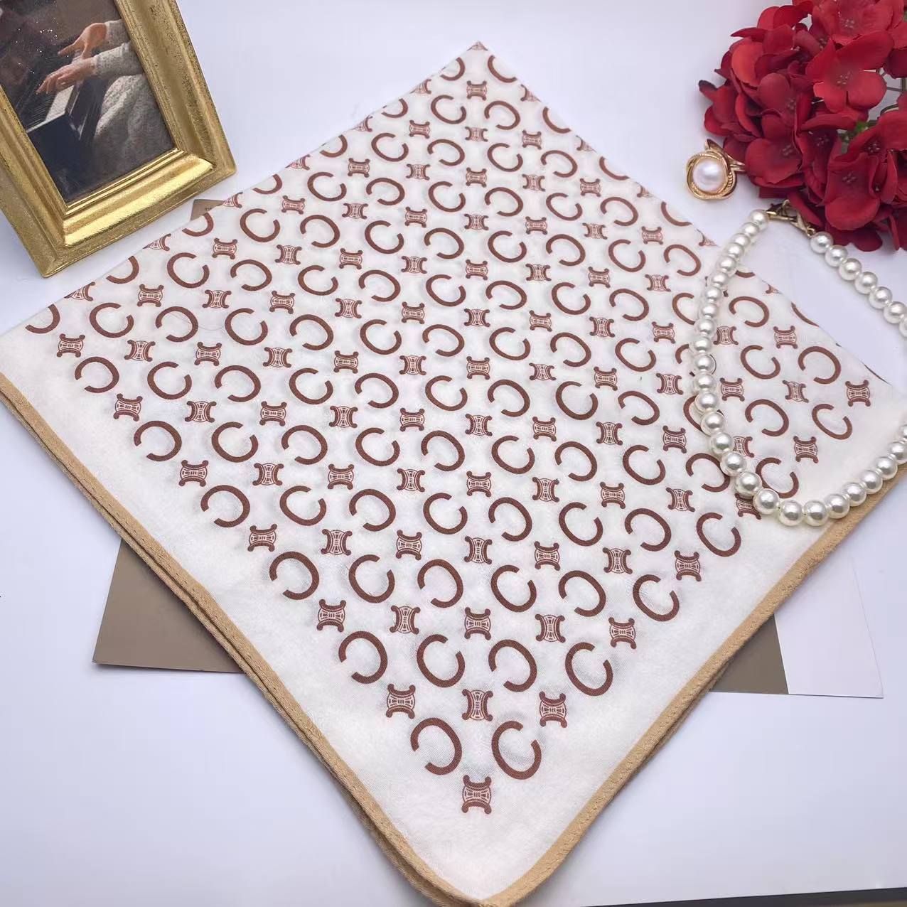 99新 Celine/思琳 海囤/思琳/丝巾/yy05033