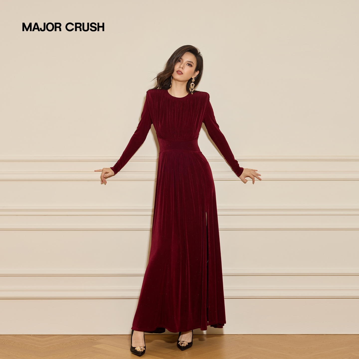 MAJOR CRUSH秋季新款赤锦星澜圆领连衣裙红色高级感宴会礼服7500