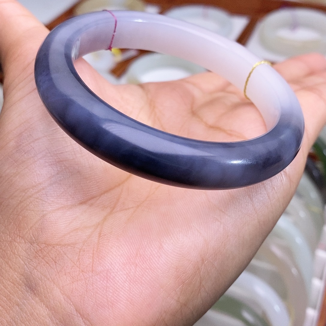 和田玉手镯未镶嵌57.2