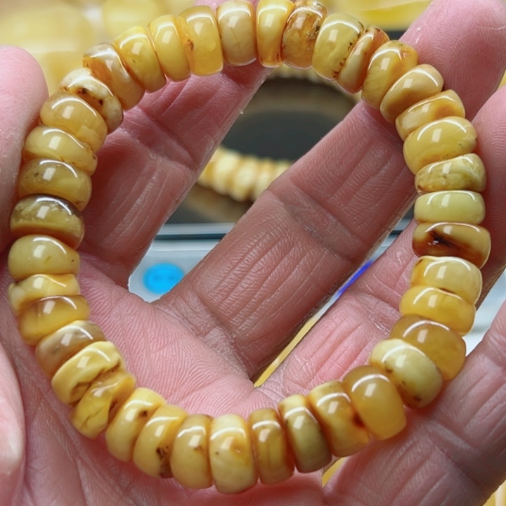 未镶嵌琥珀（矿物珀）手串