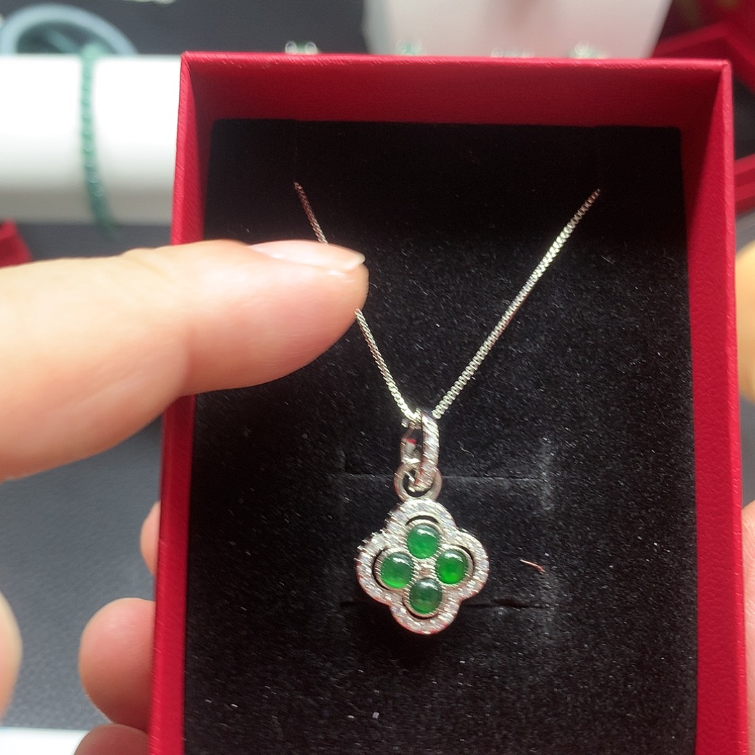 翡翠未镶嵌手串翡翠挂件