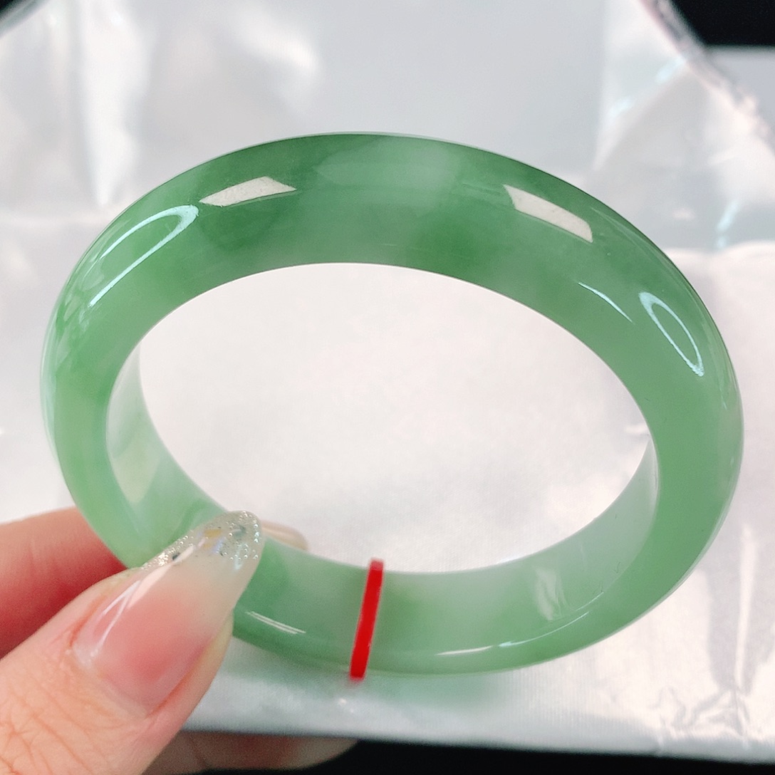 翡翠手镯未镶嵌0013翡翠