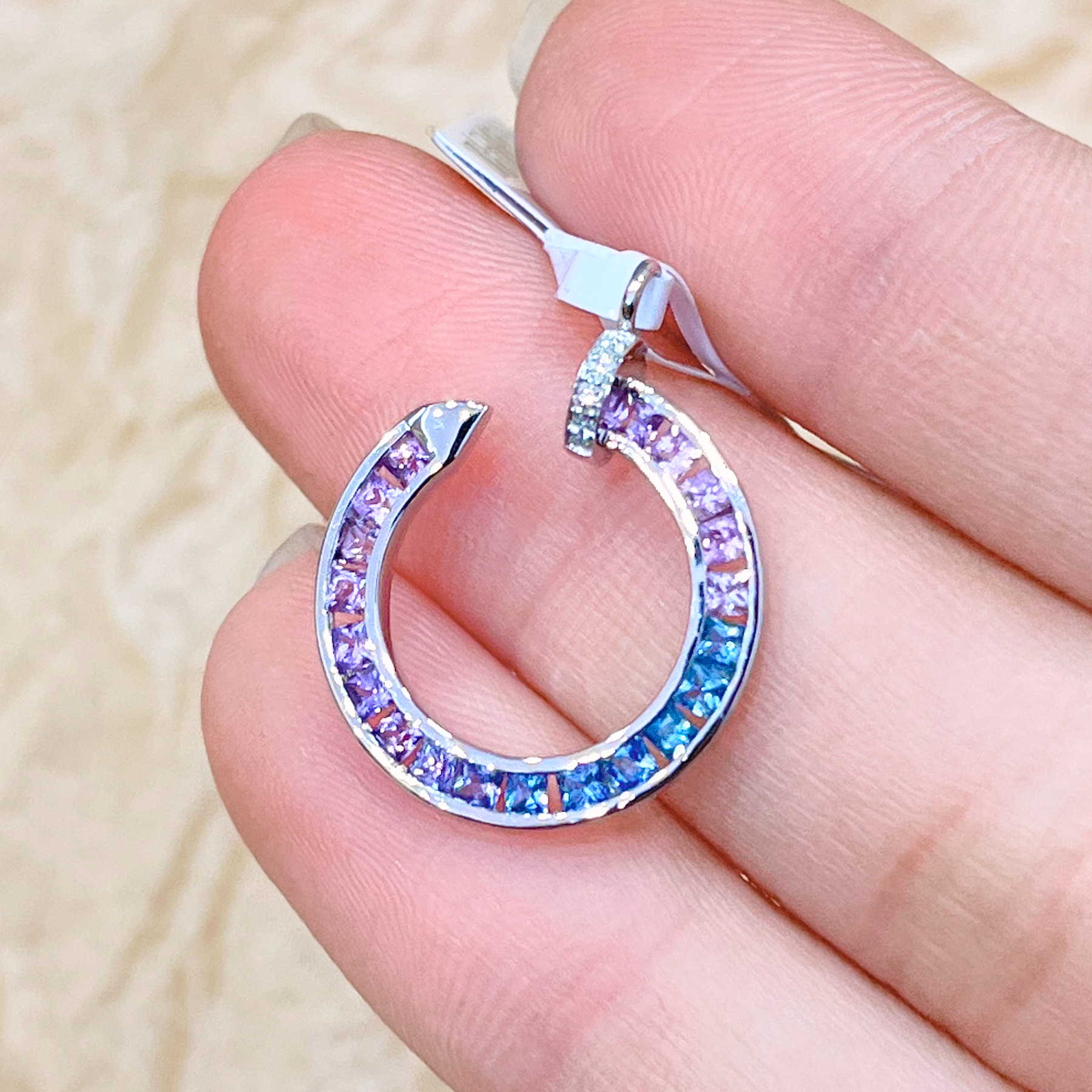 【歪歪】无烧彩蓝宝吊坠*18K金镶嵌U3989