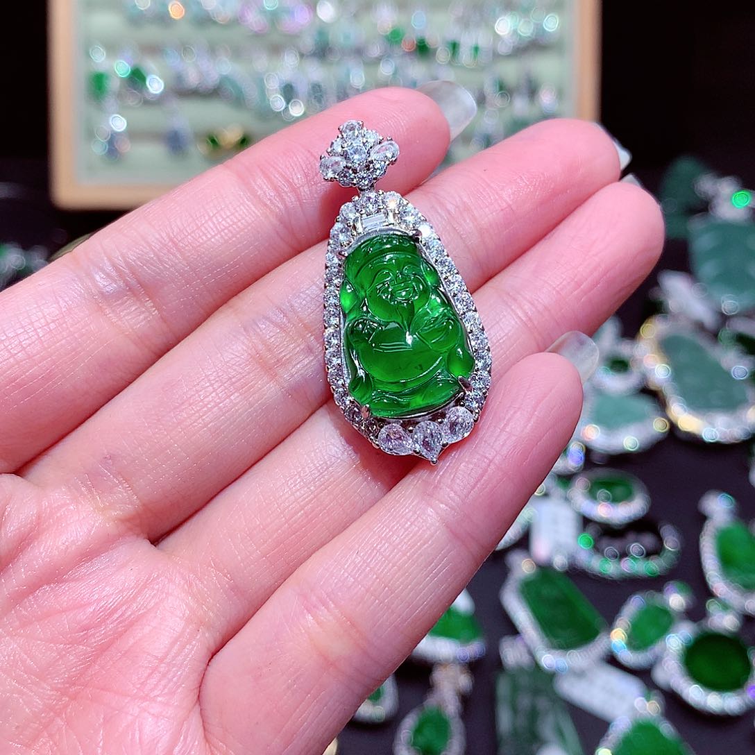 【闪购商品】翡翠吊坠(不含链)未镶嵌