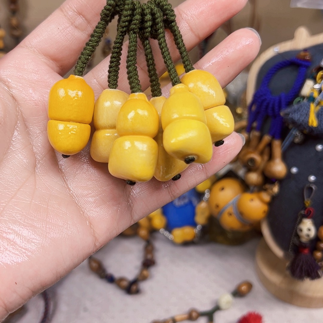 瑄***大叶紫檀（黑酸枝木类）