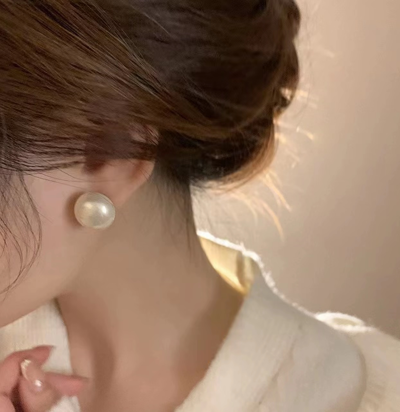 非金属仿珍珠耳饰 A065 轻奢大珠珠扁圆耳钉爆款小众设计简约气质
