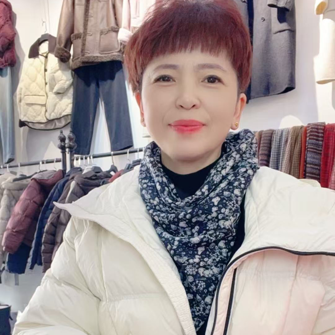 于红服装店棉麻围巾