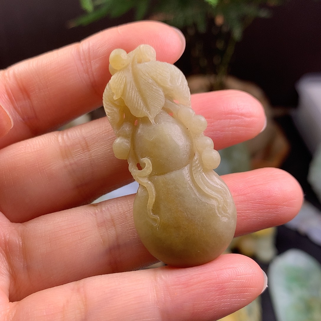 定制翡翠未镶嵌葫芦