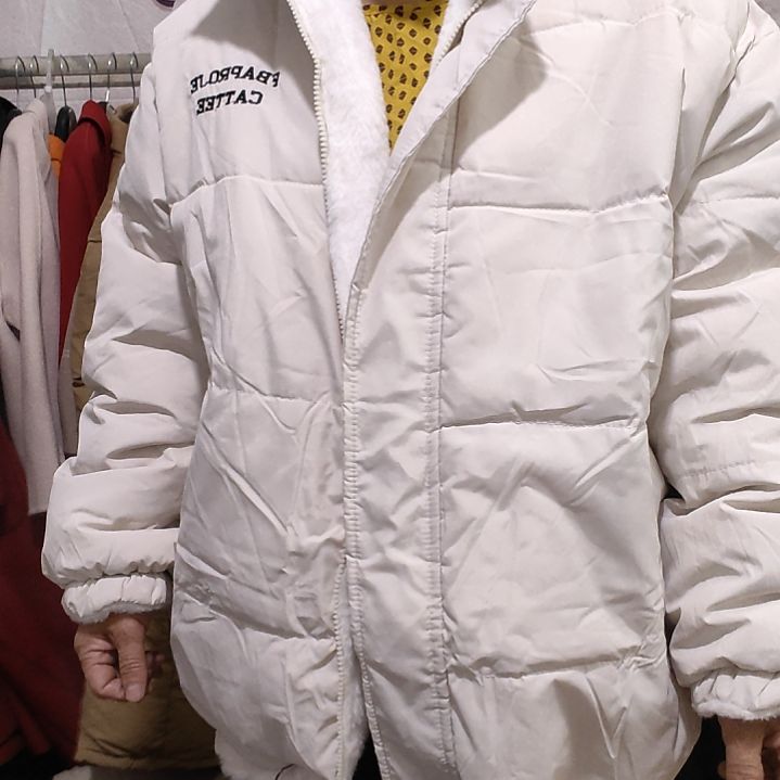 外套穿着舒服透气性