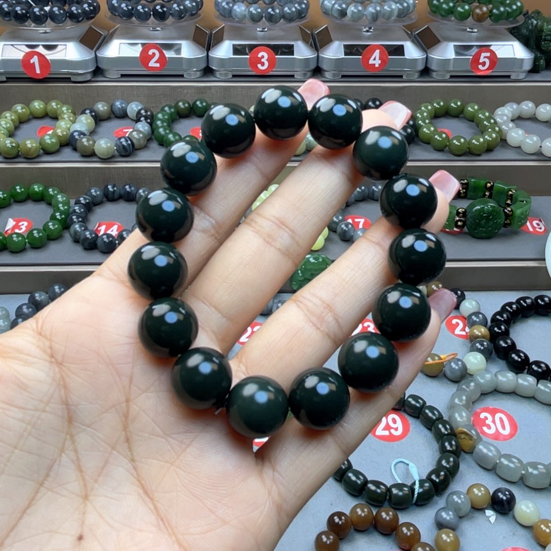 和田玉手链未镶嵌春*生