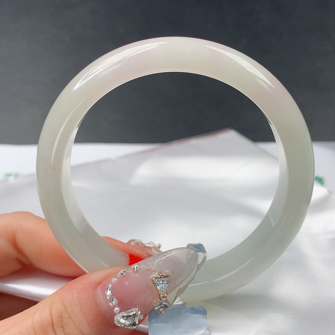 翡翠手镯未镶嵌0068正57