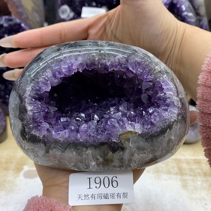 水晶大型摆件（非配饰）未镶嵌