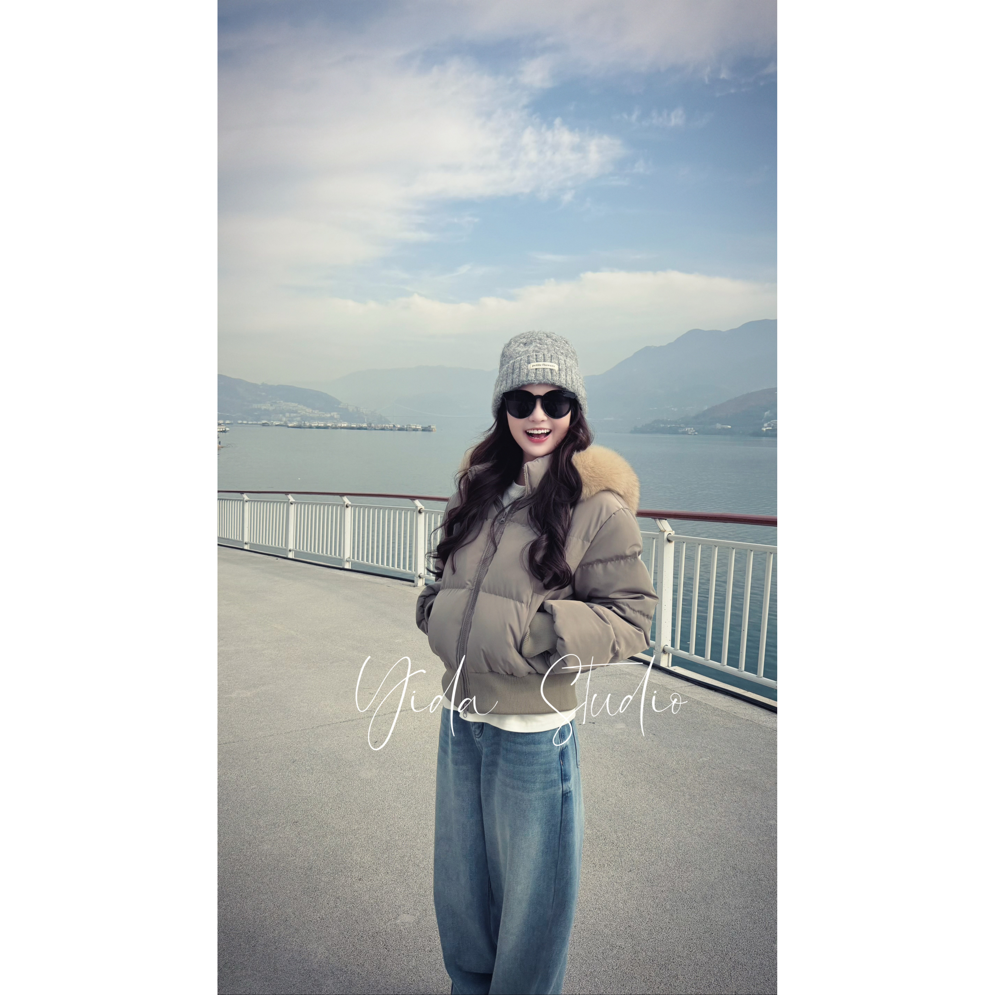 YIDA【冬日恋岛】短款白鸭绒羽绒服外套（配可拆狐狸毛领 帽子可拆）