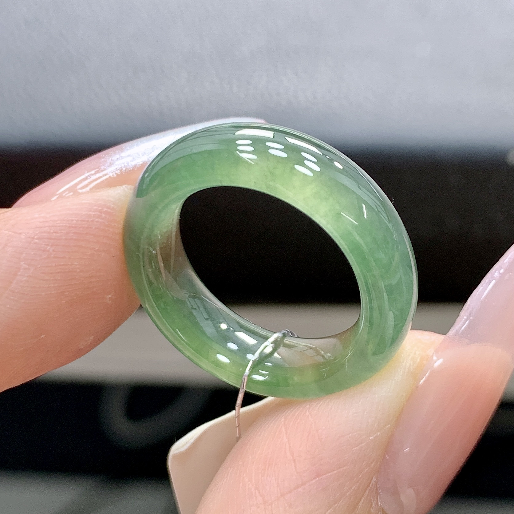 11号 冰种满色橄榄绿色冰透翡翠戒圈 内径15.8-6.1-4.0