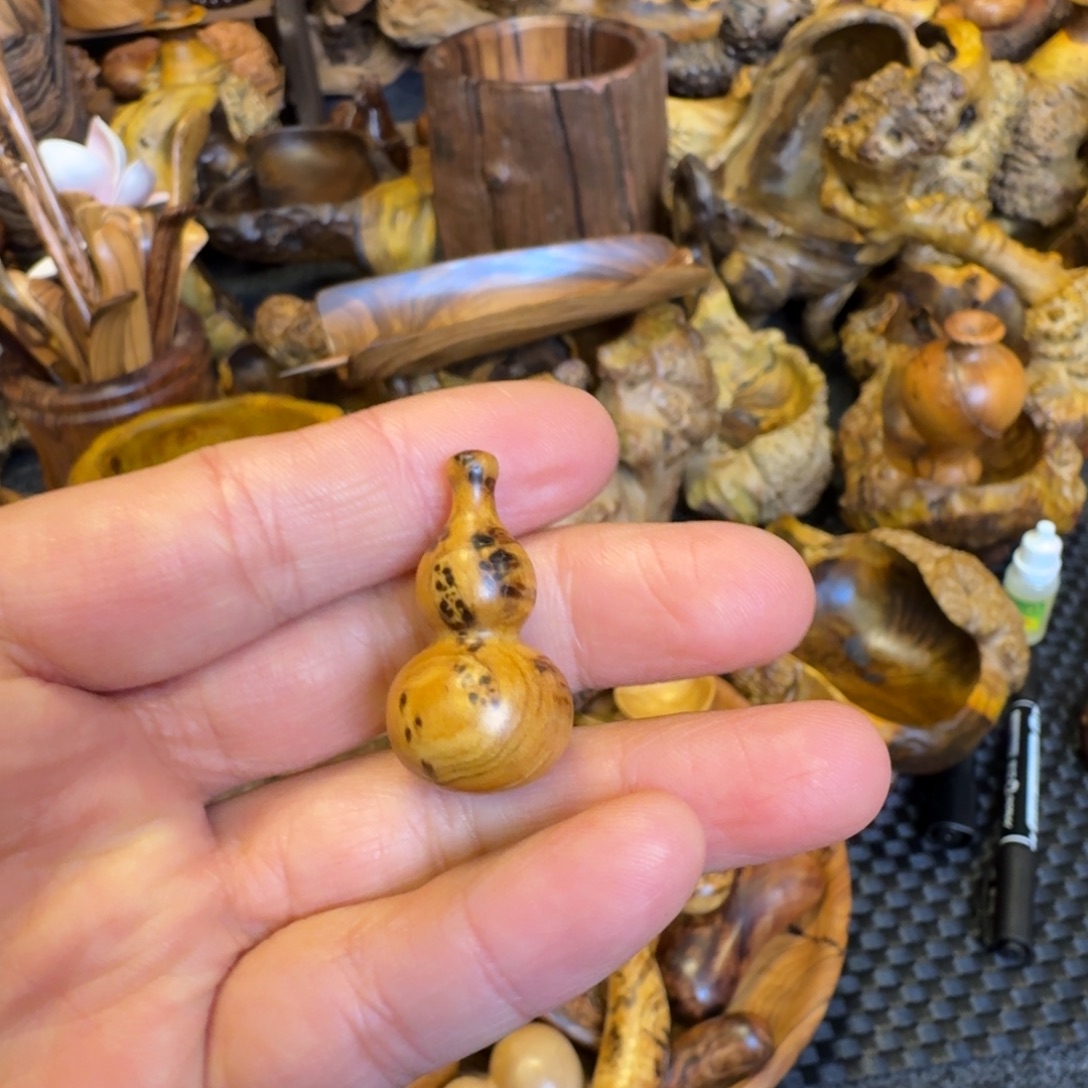 凯***义花梨木类贵黄鬼柳紫檀麻利等硬木手作