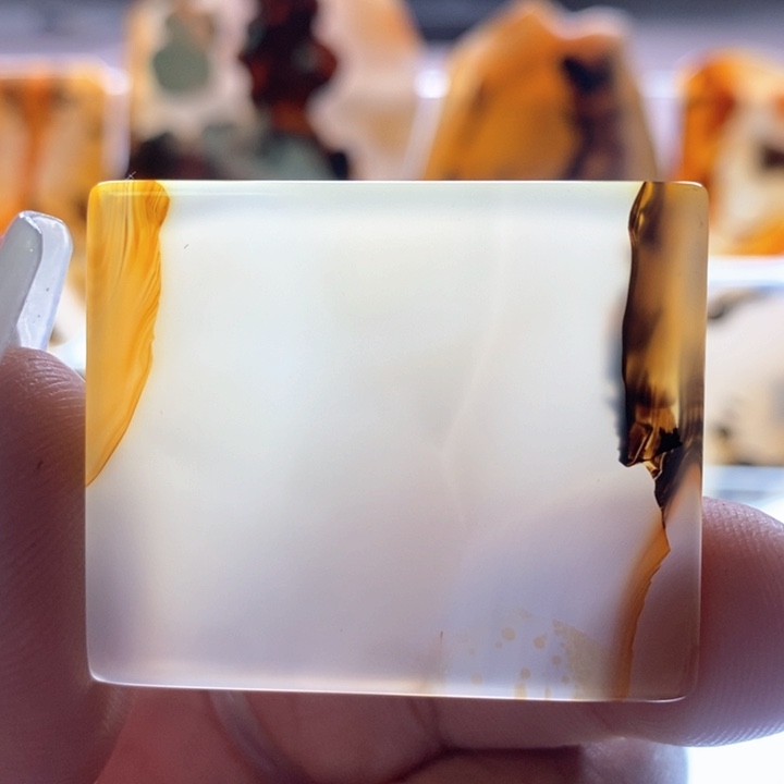 玛瑙/玉髓颈饰未镶嵌