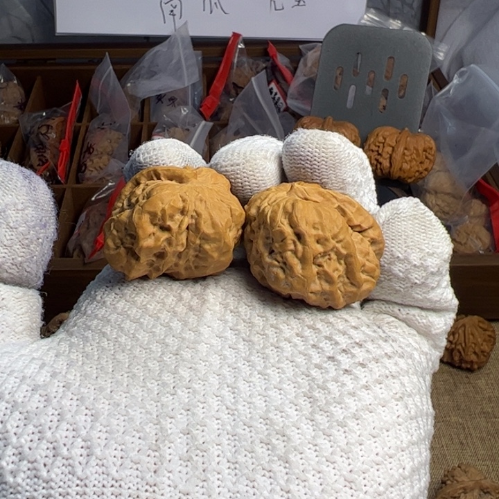 文玩核桃吊坠一帆风顺