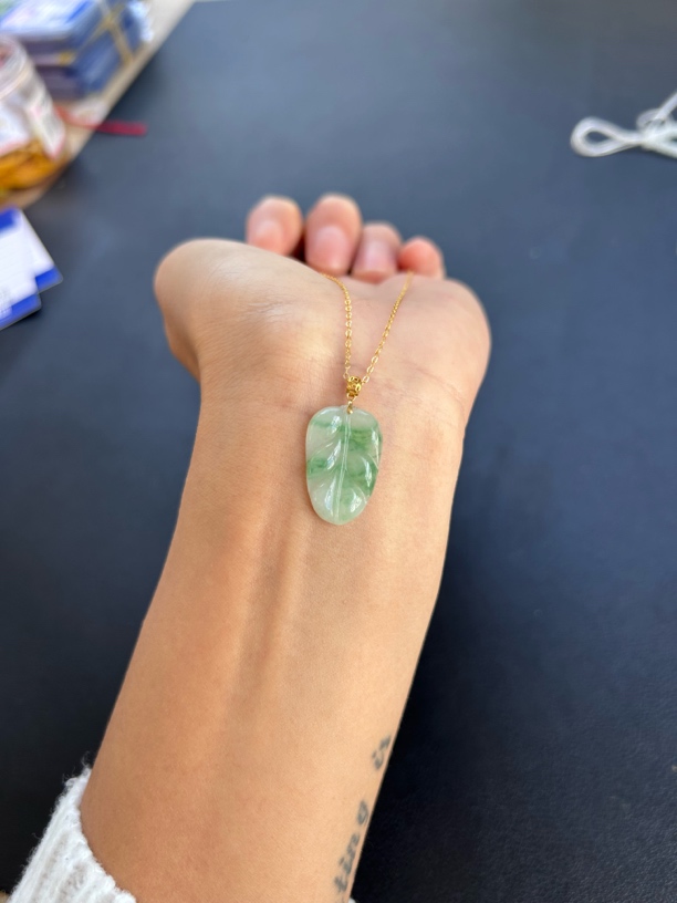 飘绿花叶子（22.1-14.2-3.7）