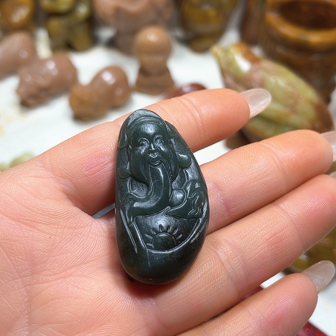 白玉菩提吊坠白玉菩提吊坠