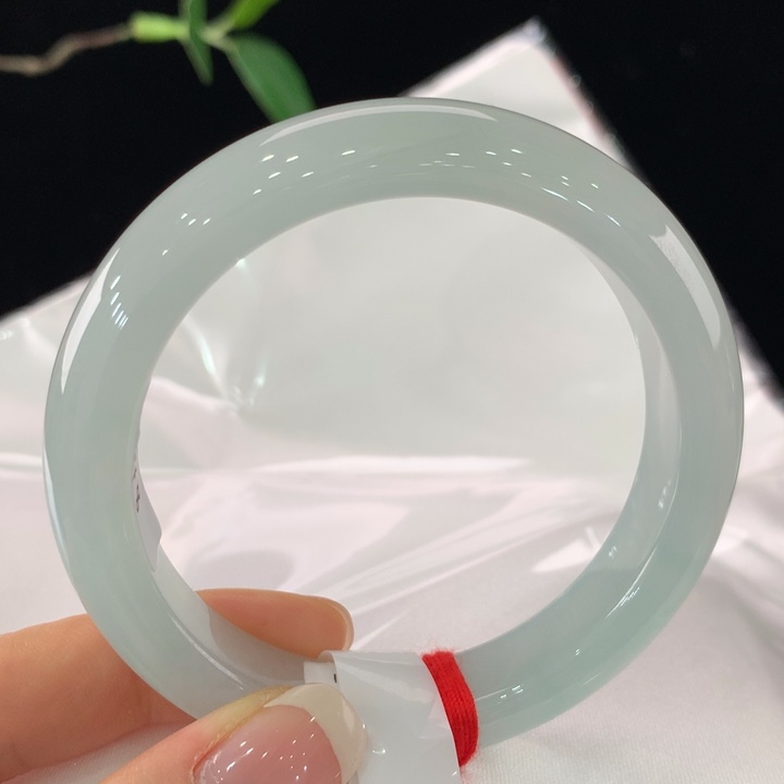 翡翠手镯未镶嵌111-0148