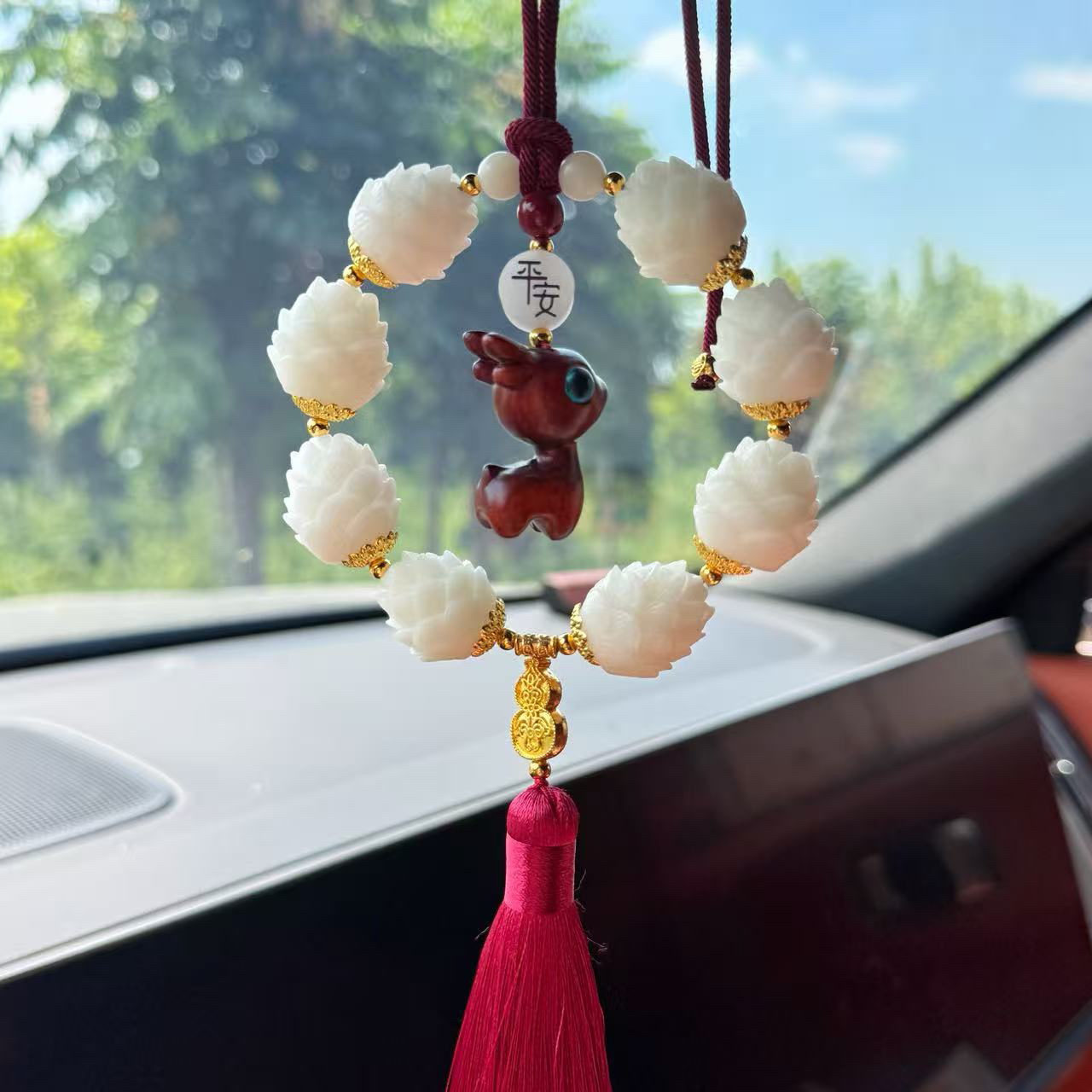 一鹿平安汽车挂件寓意好运车载挂饰