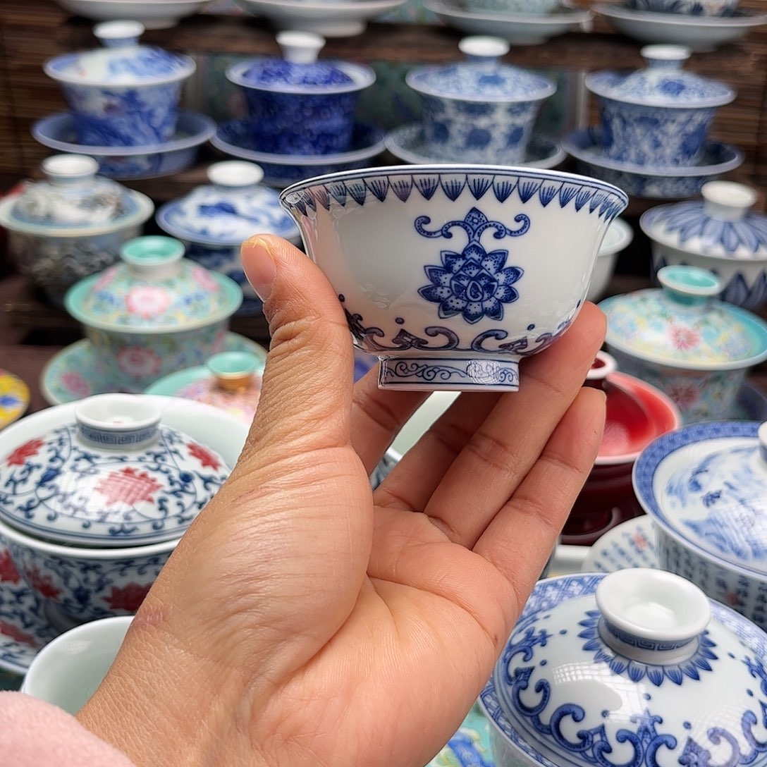 景德镇陶瓷小压手