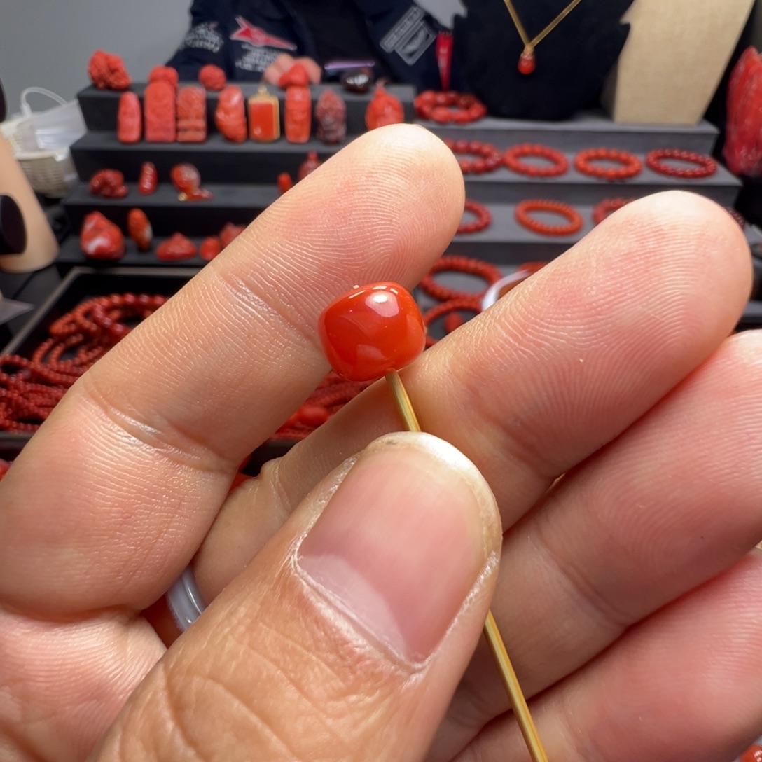 ****名南红玛瑙未镶嵌老型珠9+