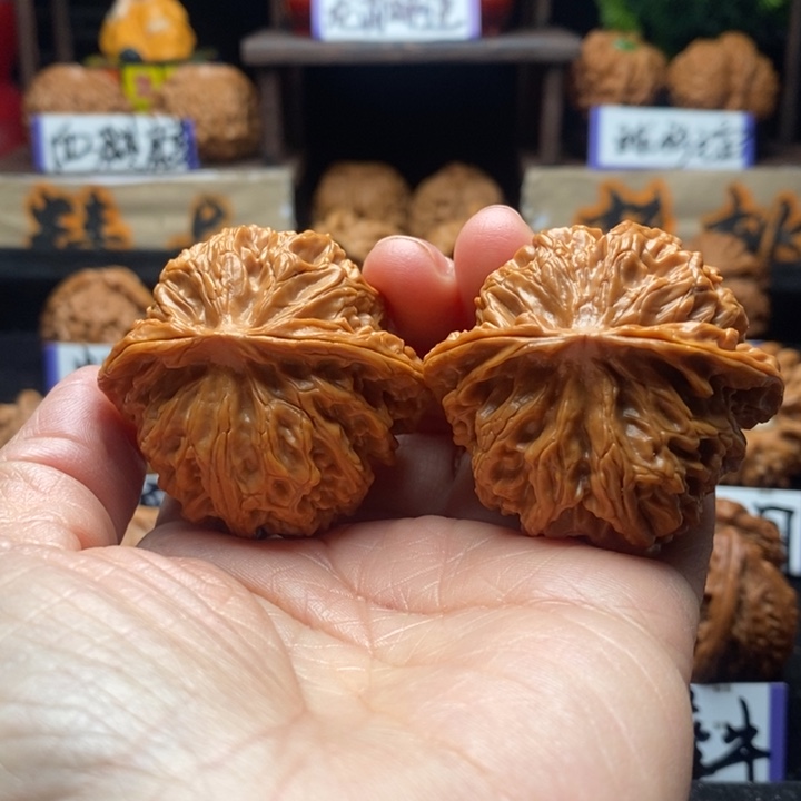 文玩核桃把件暴****头苹果圆