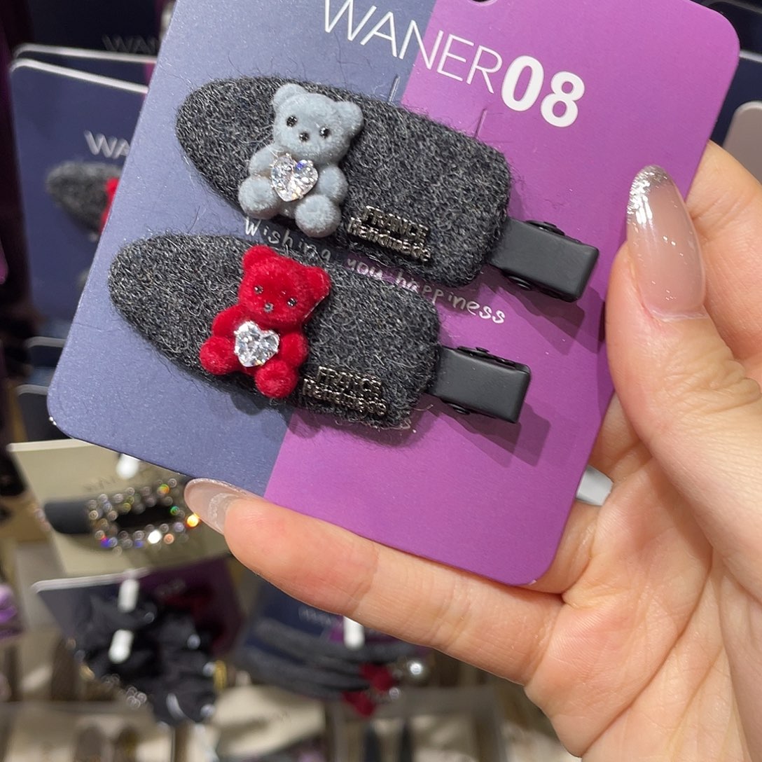 布艺非金属灰红小熊无痕