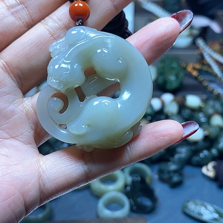 和田玉挂件未镶嵌